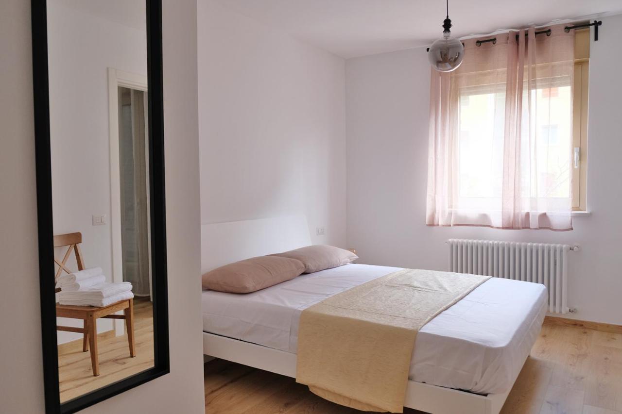 Appartamenti Alle 5 Torri Mezzolombardo Exterior foto